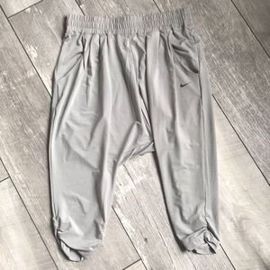 Nike Harem grey size small crops